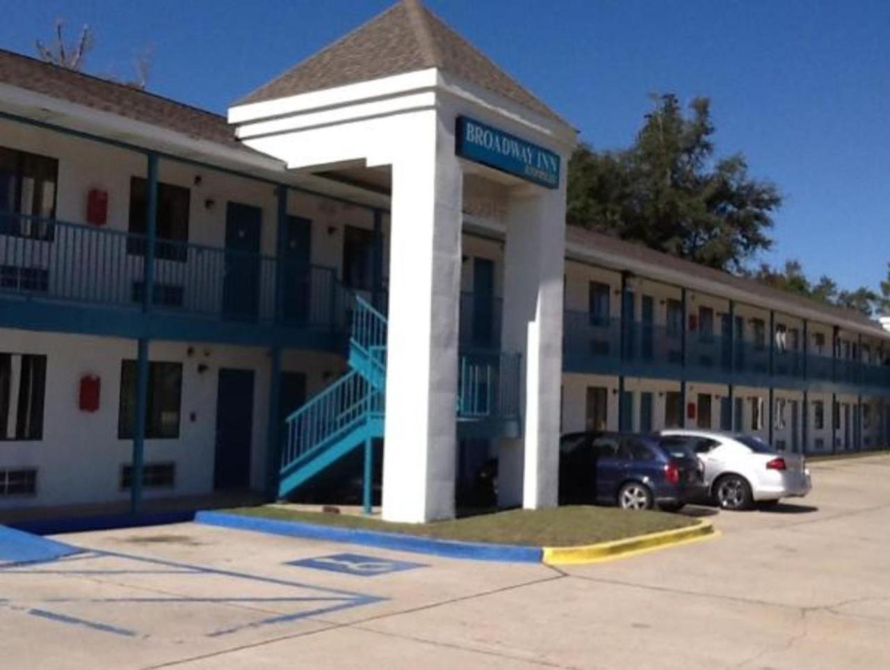Broadway Inn Express Biloxi Exterior foto